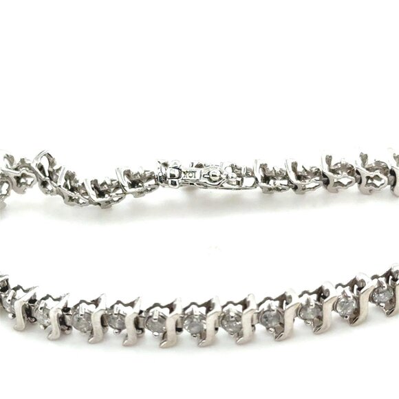 10K White Gold Diamond Tennis Bracelet (Missing 1 Diamond) - Picture 3 of 9